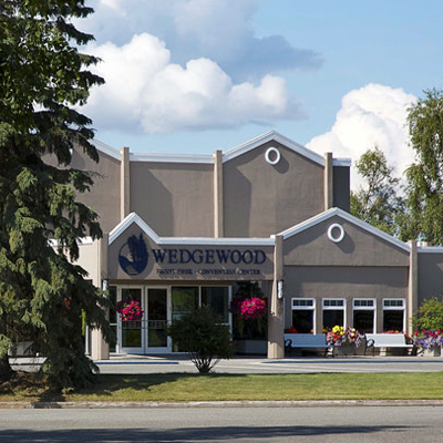 Where to stay in Fairbanks - Image of Wedgewood Resort